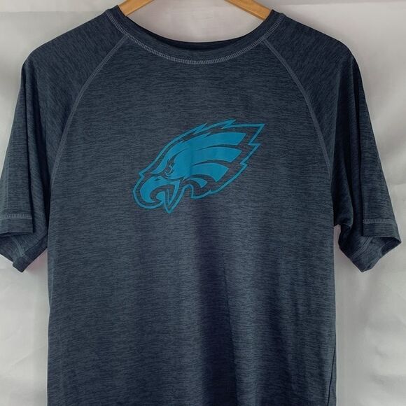 NFL Team Apparel Gray and Green Eagles T-shirt. - Picture 2 of 11